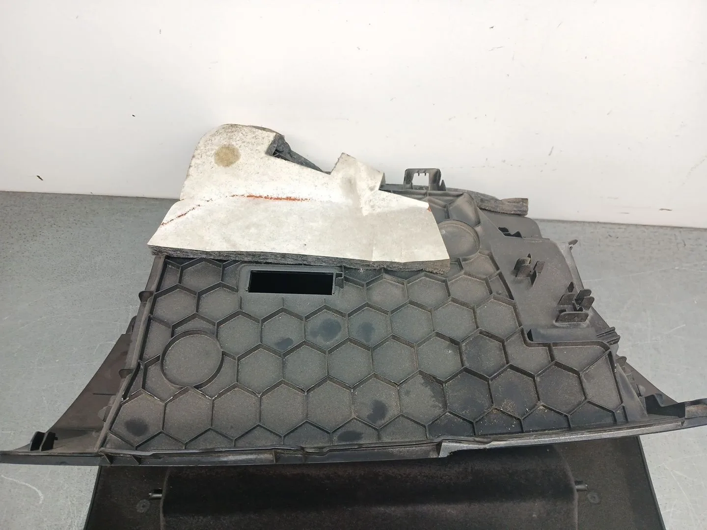 Guantera para Bmw 1 (F20)