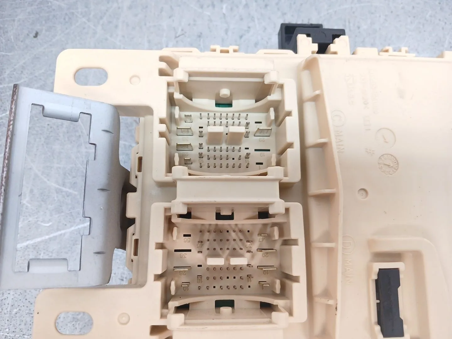 Caja Reles / Fusibles para Kia Rio
