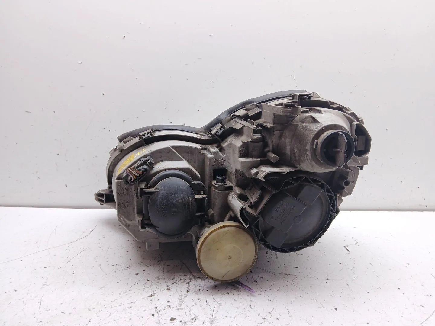 Faro Derecho para Mercedes-Benz Clase C (W203)