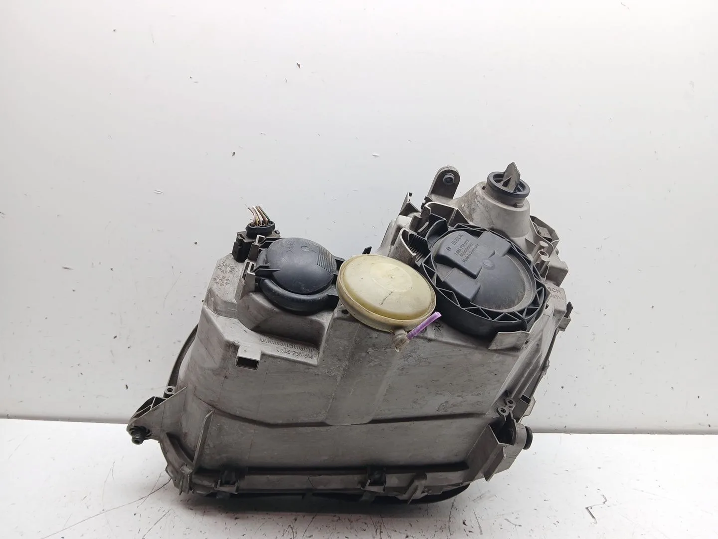 Faro Derecho para Mercedes-Benz Clase C (W203)