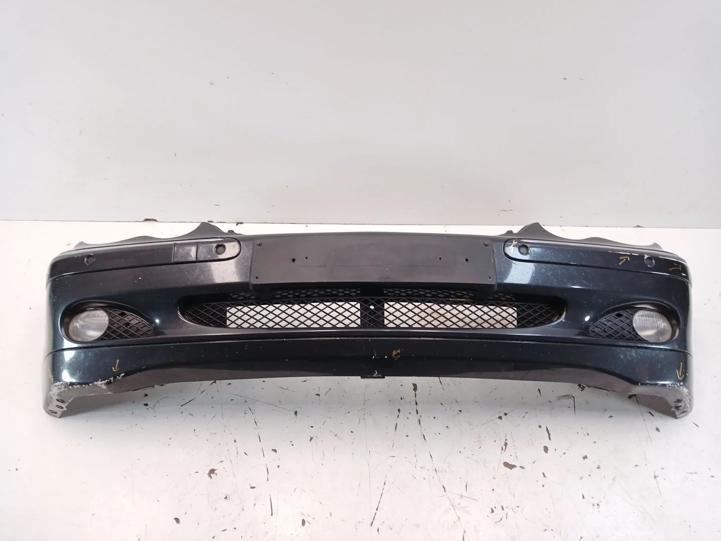 Paragolpes Delantero para Mercedes-Benz Clase C (W203)