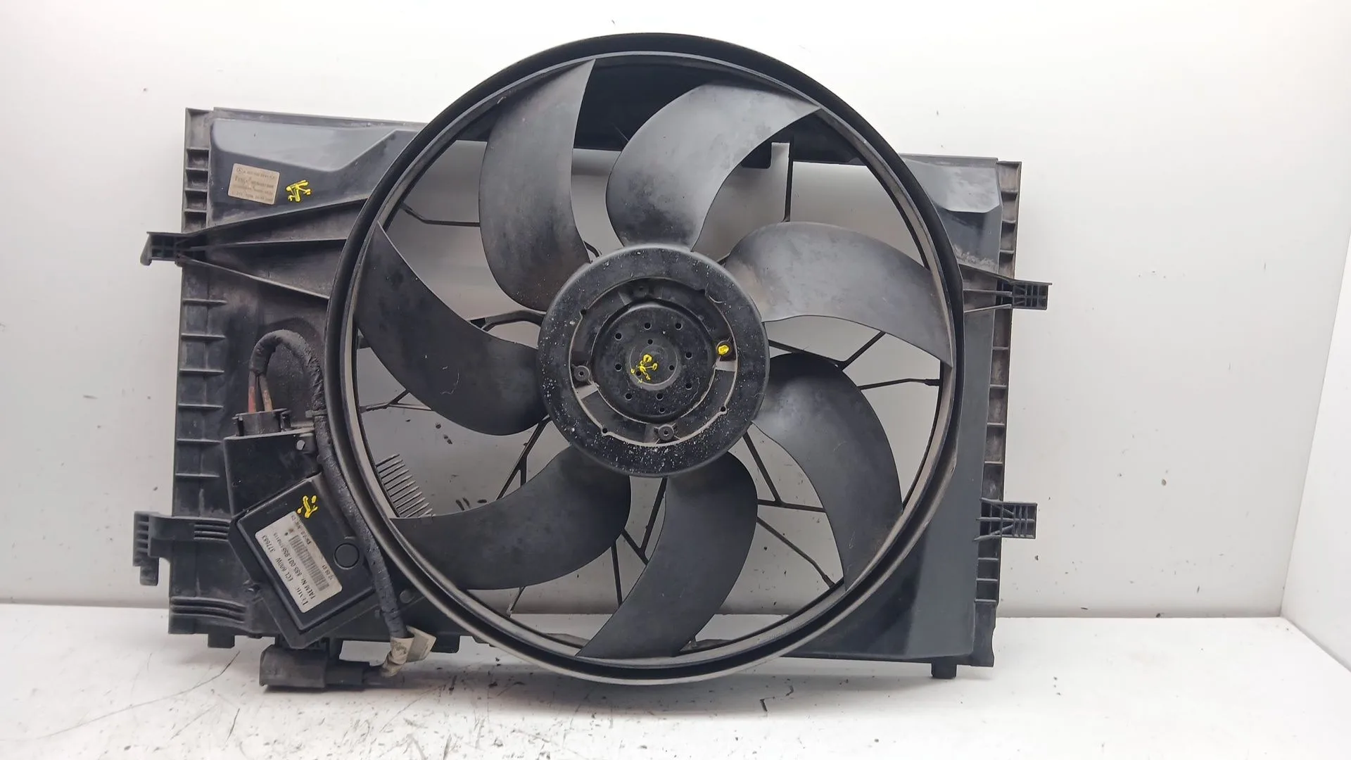 Electroventilador para Mercedes-Benz Clase C (W203)