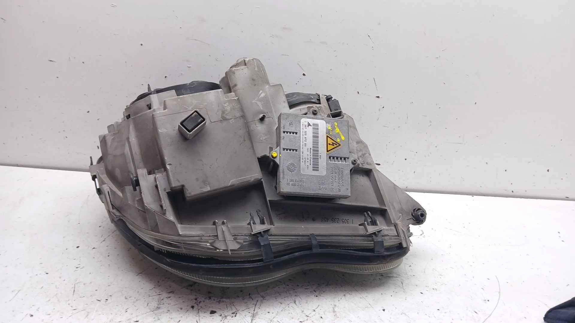 Faro Izquierdo para Mercedes-Benz Clase C (W203)