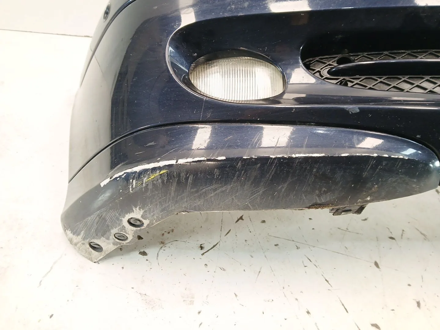Paragolpes Delantero para Mercedes-Benz Clase C (W203)