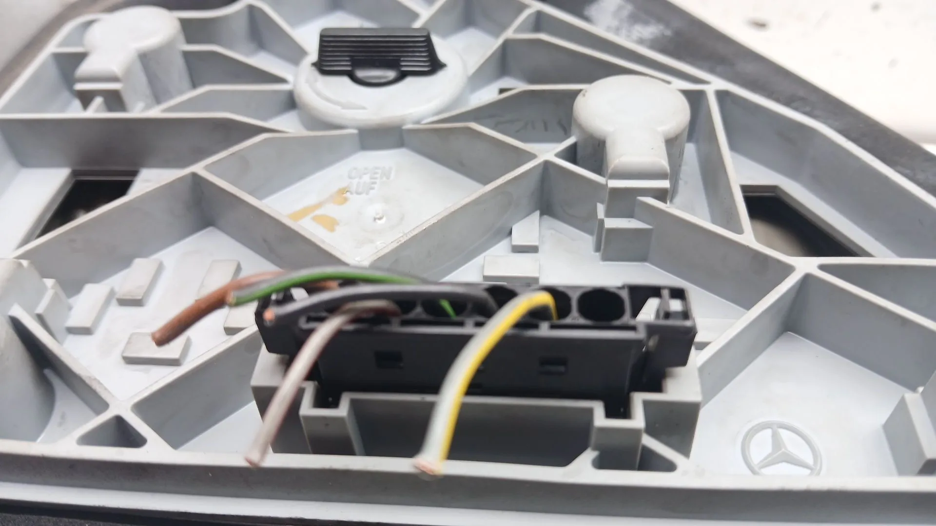 Piloto Trasero Derecho para Mercedes-Benz Clase C (W203)