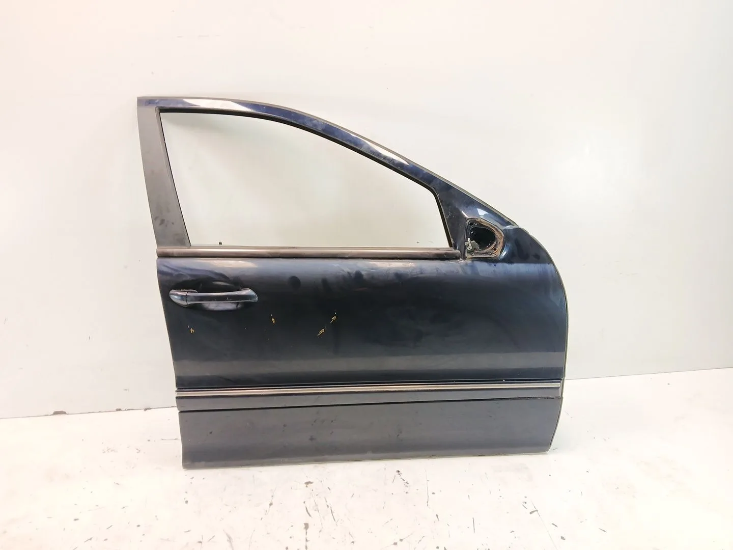 Puerta Delantera Derecha para Mercedes-Benz Clase C (W203)