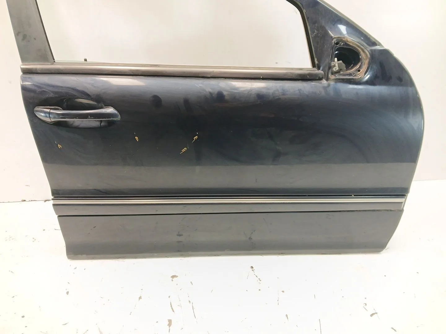 Puerta Delantera Derecha para Mercedes-Benz Clase C (W203)