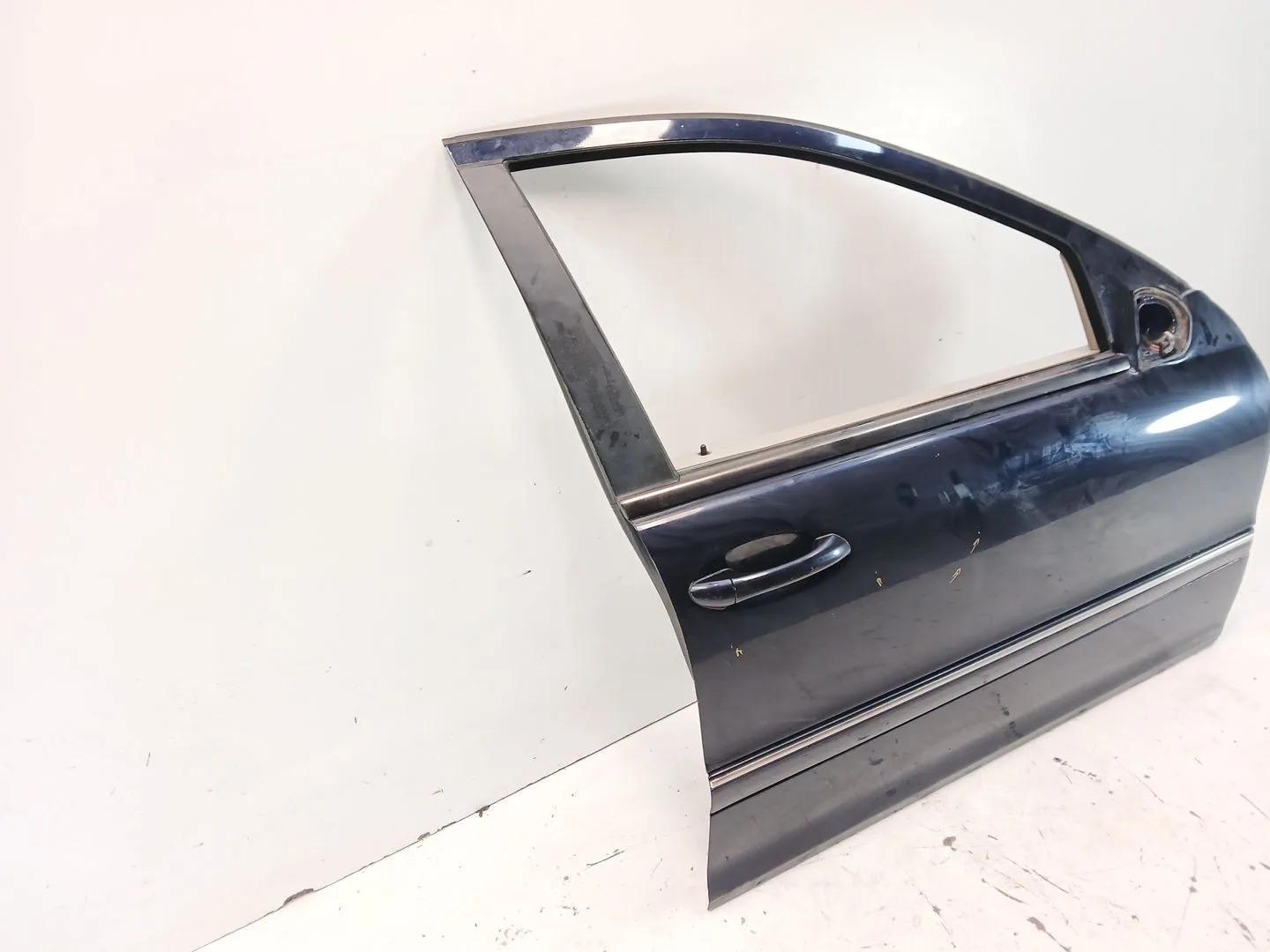 Puerta Delantera Derecha para Mercedes-Benz Clase C (W203)