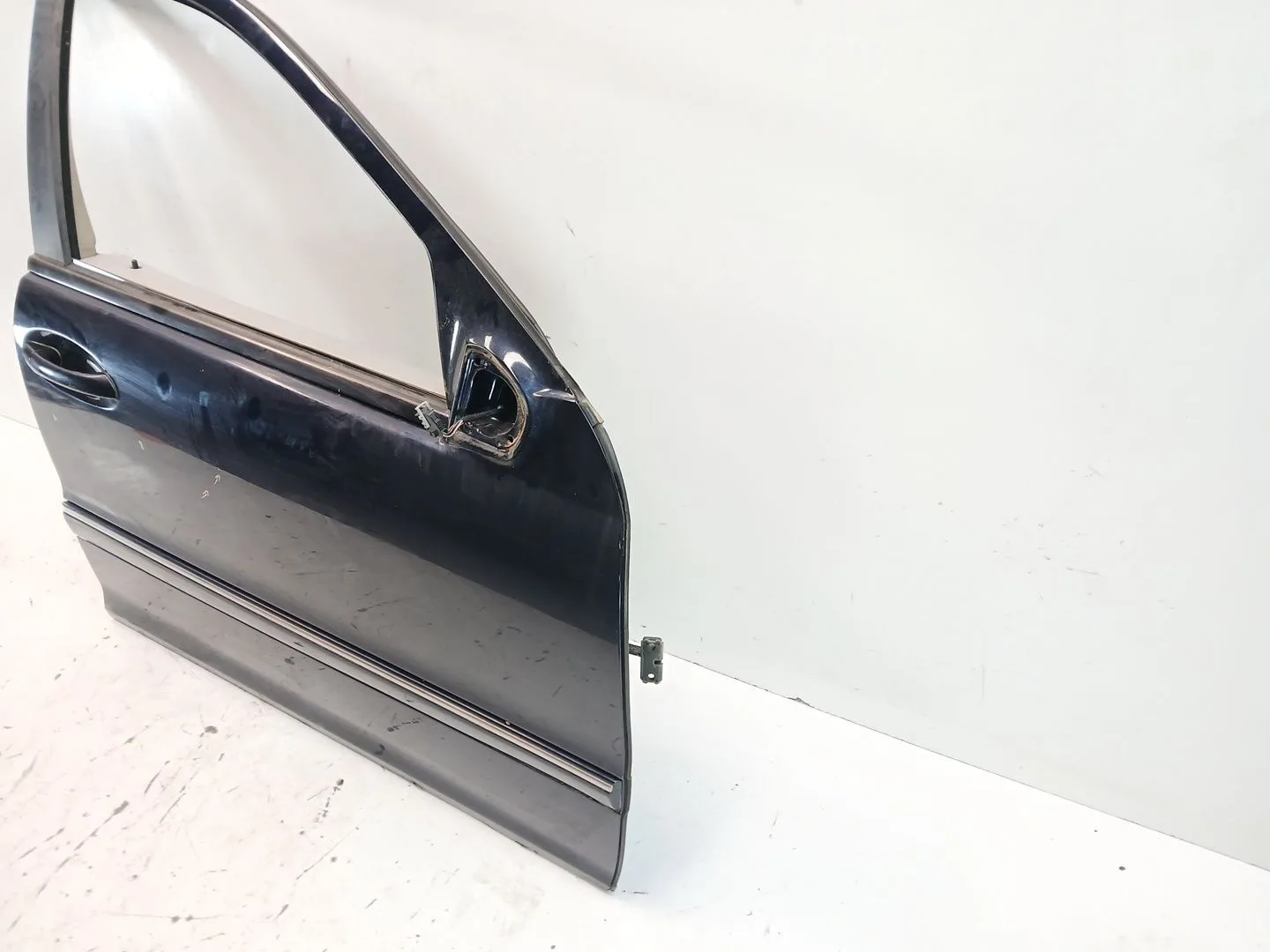Puerta Delantera Derecha para Mercedes-Benz Clase C (W203)