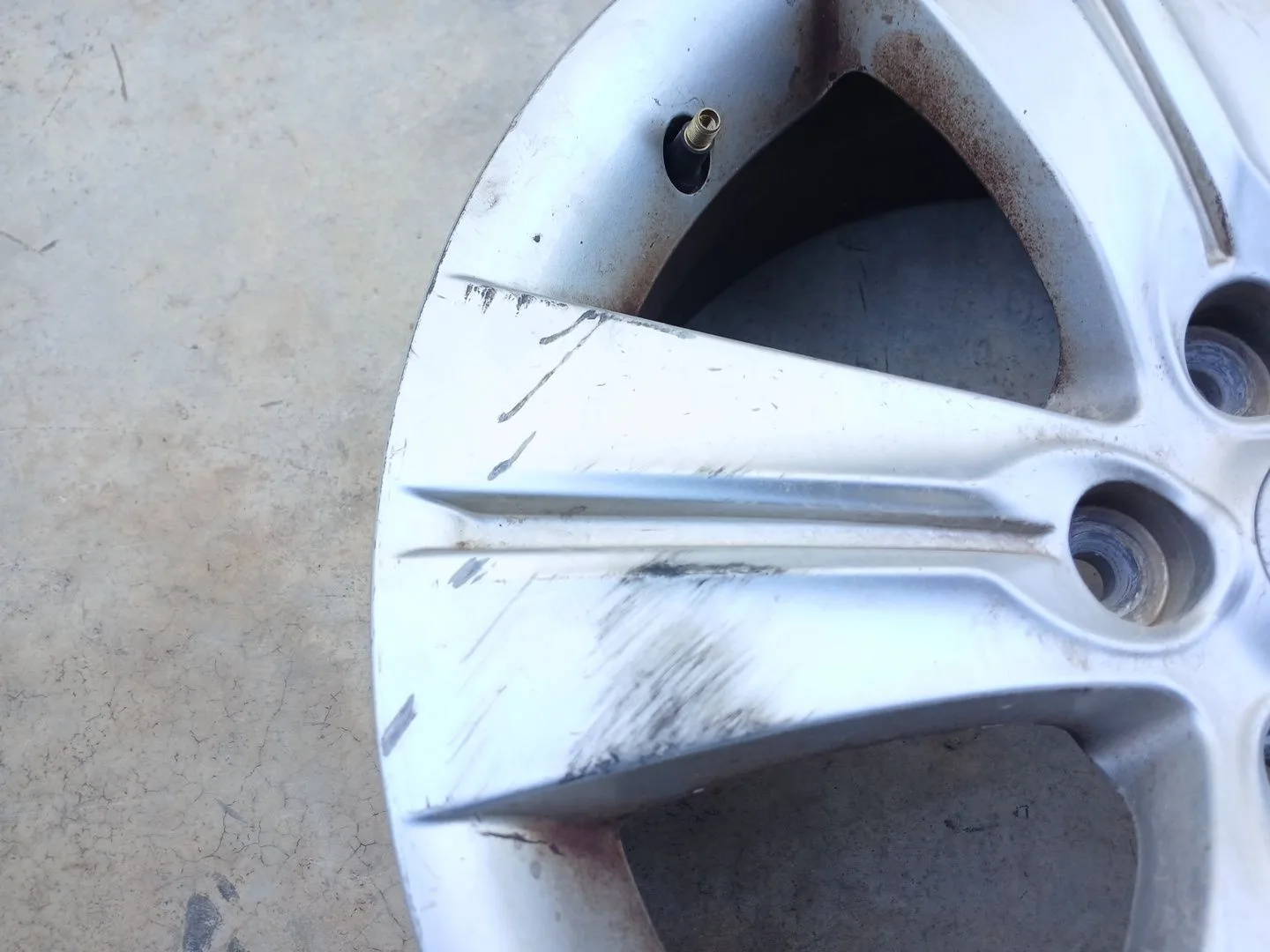 Llanta para Kia Sportage Iii (Sl)