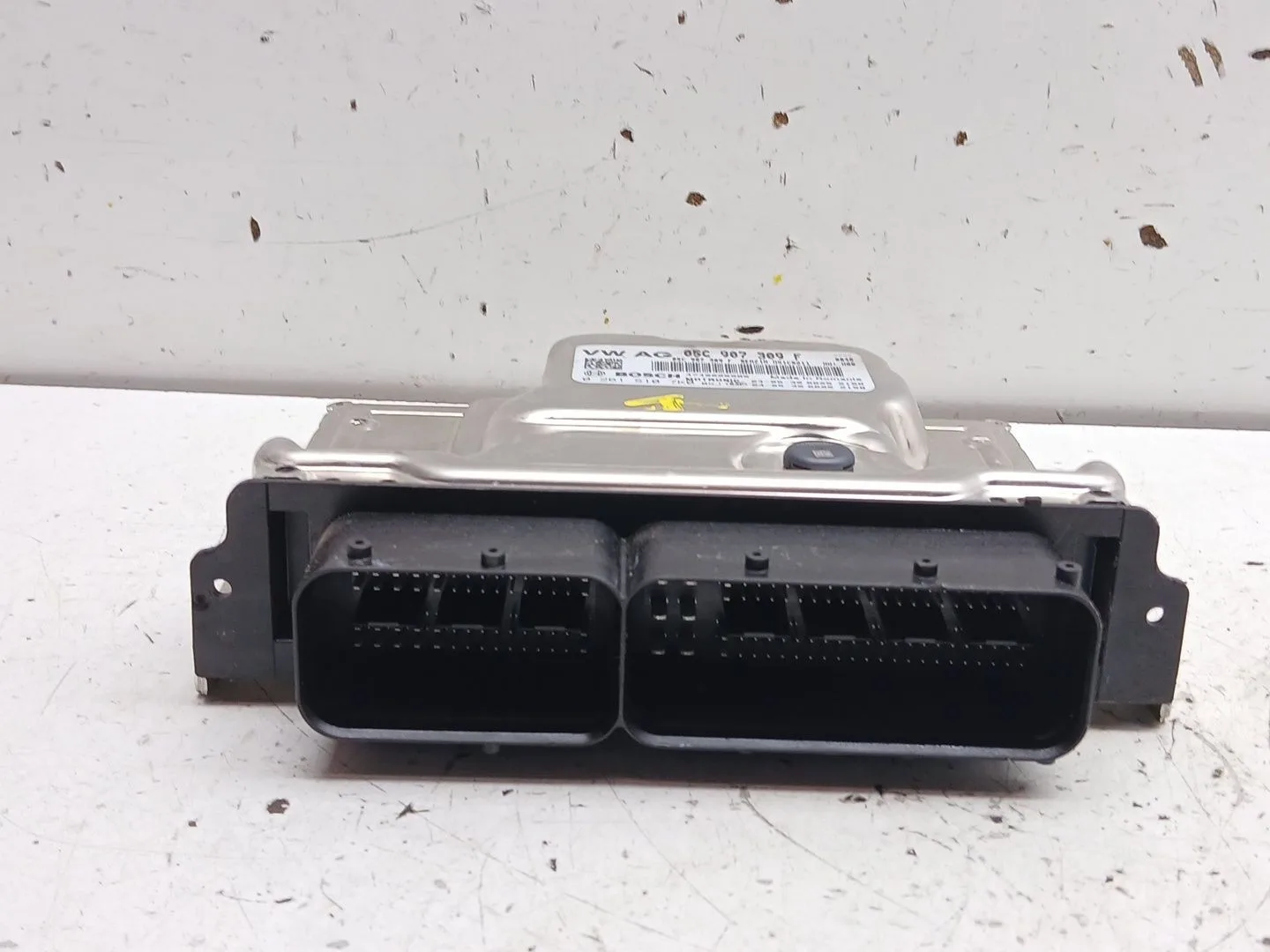 Centralita Motor Uce para Volkswagen T-Cross (C11, D31)