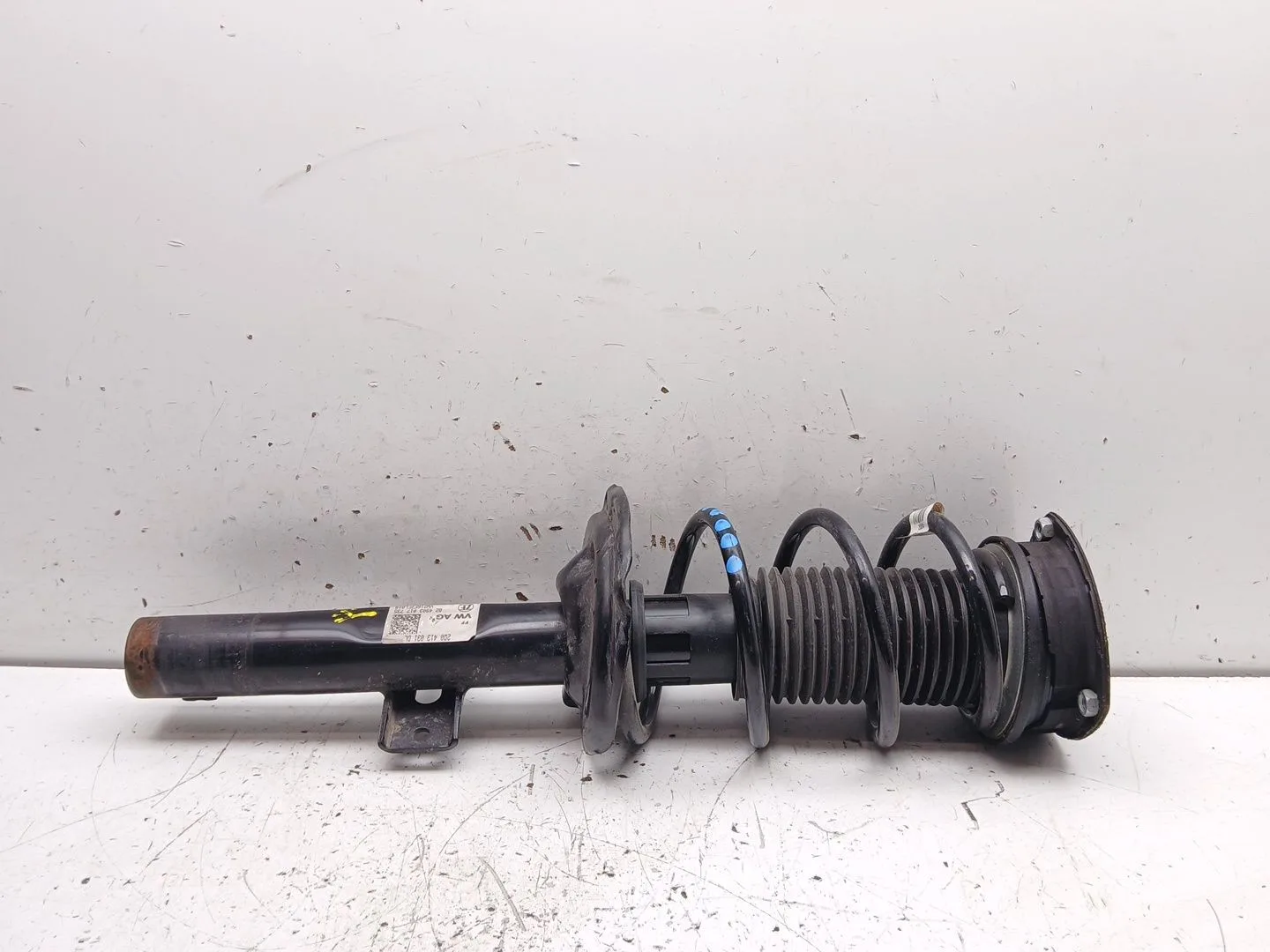 Amortiguador Delantero Izquierdo para Volkswagen T-Cross (C11, D31)