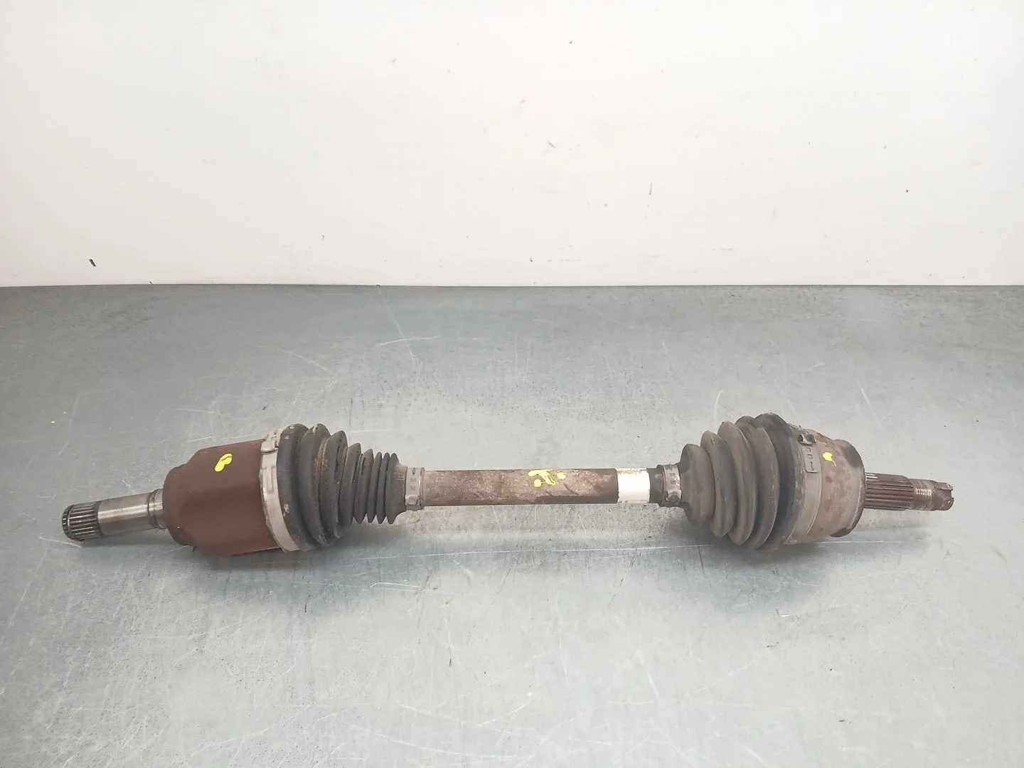 Transmision Delantera Izquierda para Fiat 500 L (330)