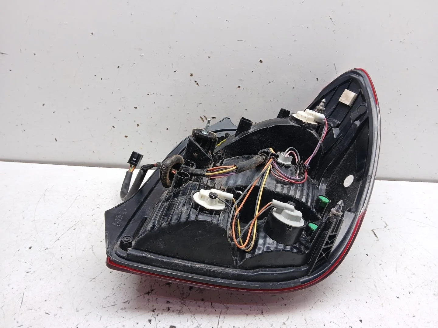 Piloto Trasero Izquierdo para Peugeot 108