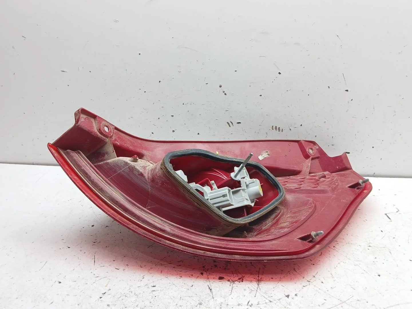 Piloto Trasero Izquierdo para Ford Fiesta Vi (Cb1, Ccn)