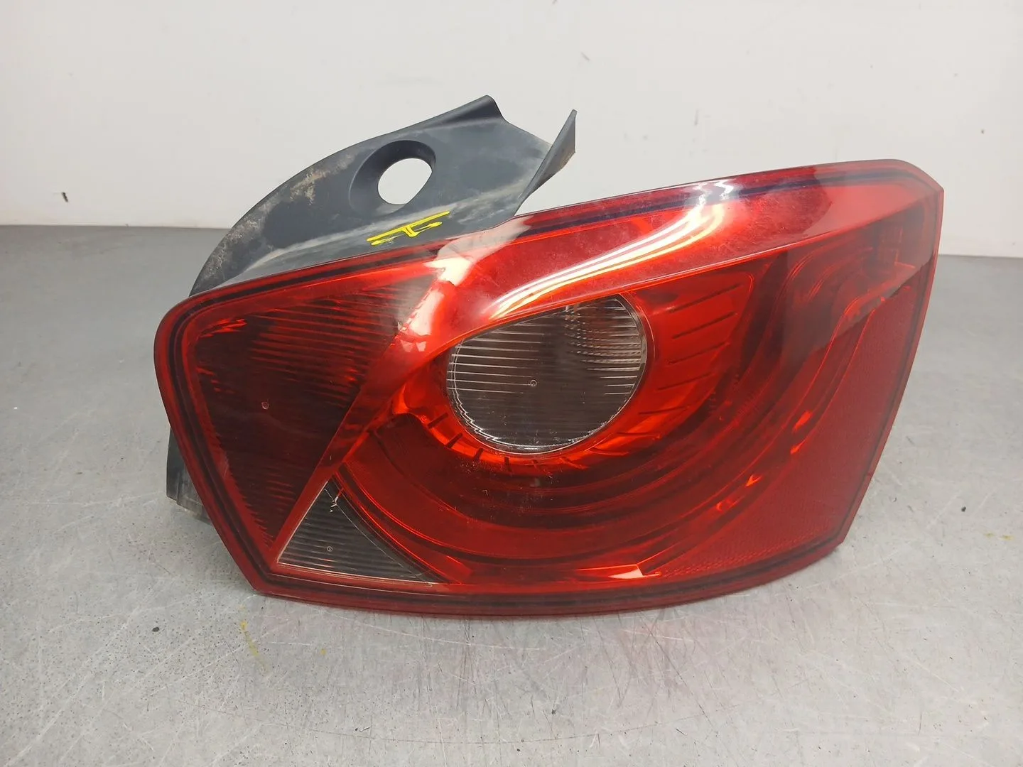 Piloto Trasero Izquierdo para Seat Ibiza Iv St (6J8, 6P8)