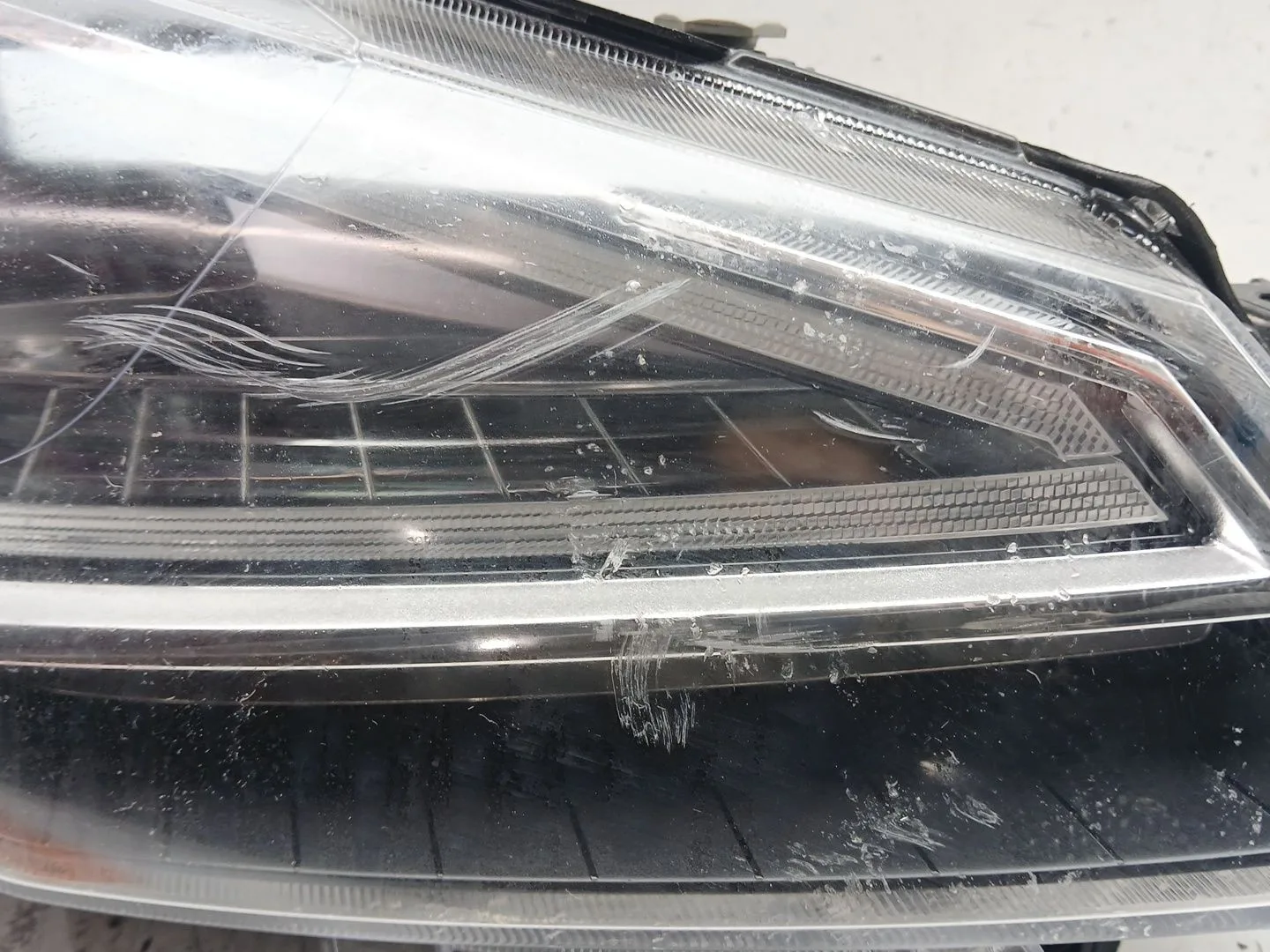 Faro Derecho para Seat Arona (Kj7, Kjp)