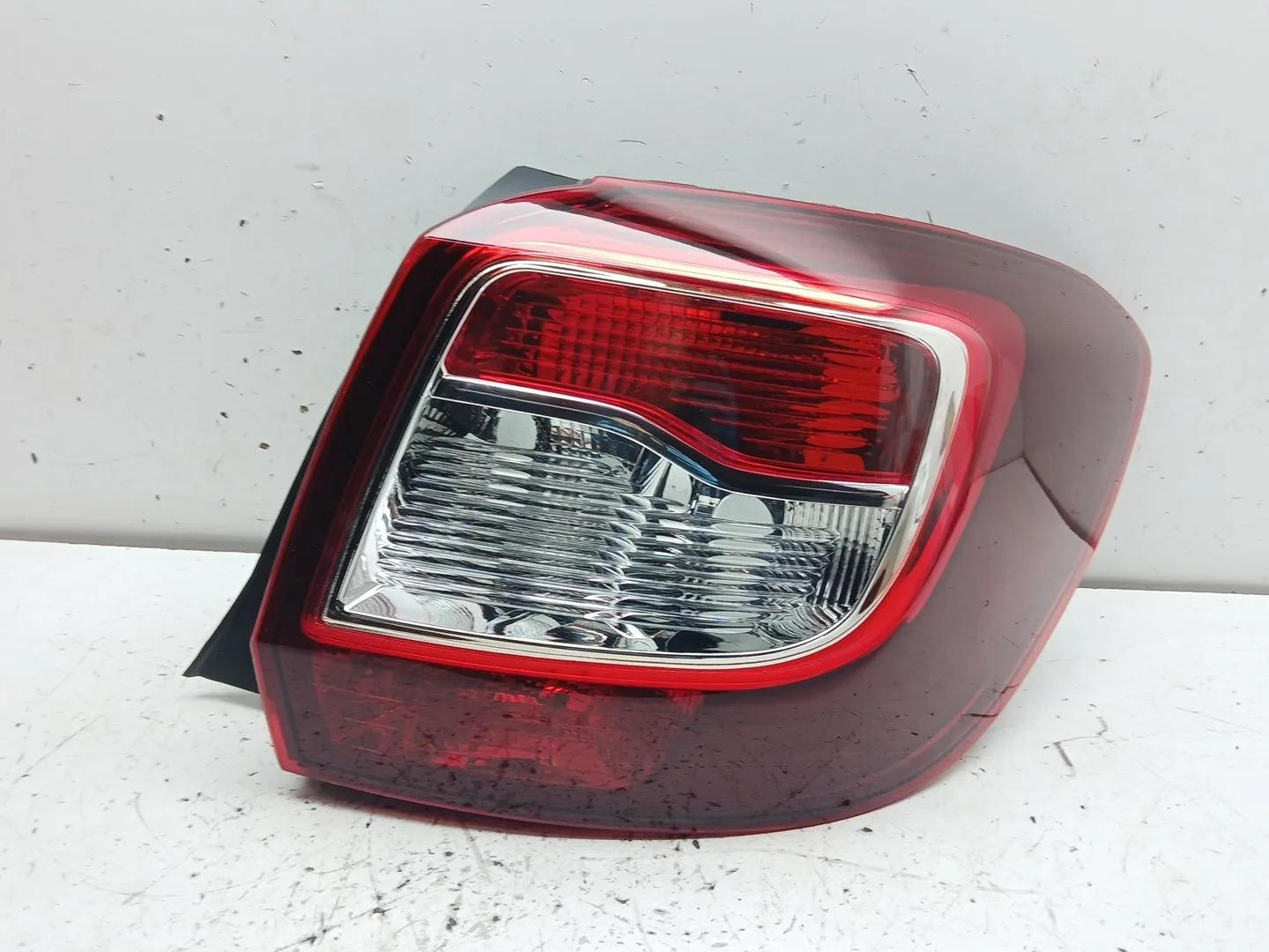 Piloto Trasero Derecho para Dacia Sandero