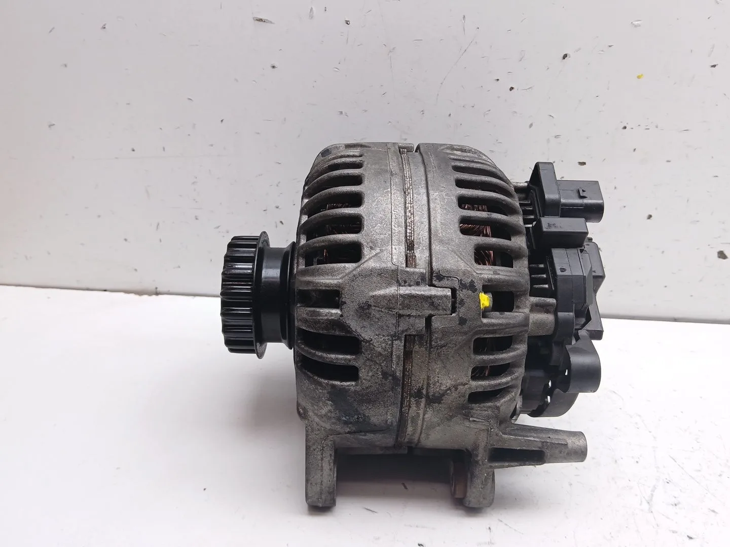 Alternador para Volkswagen Touareg (7La, 7L6, 7L7)
