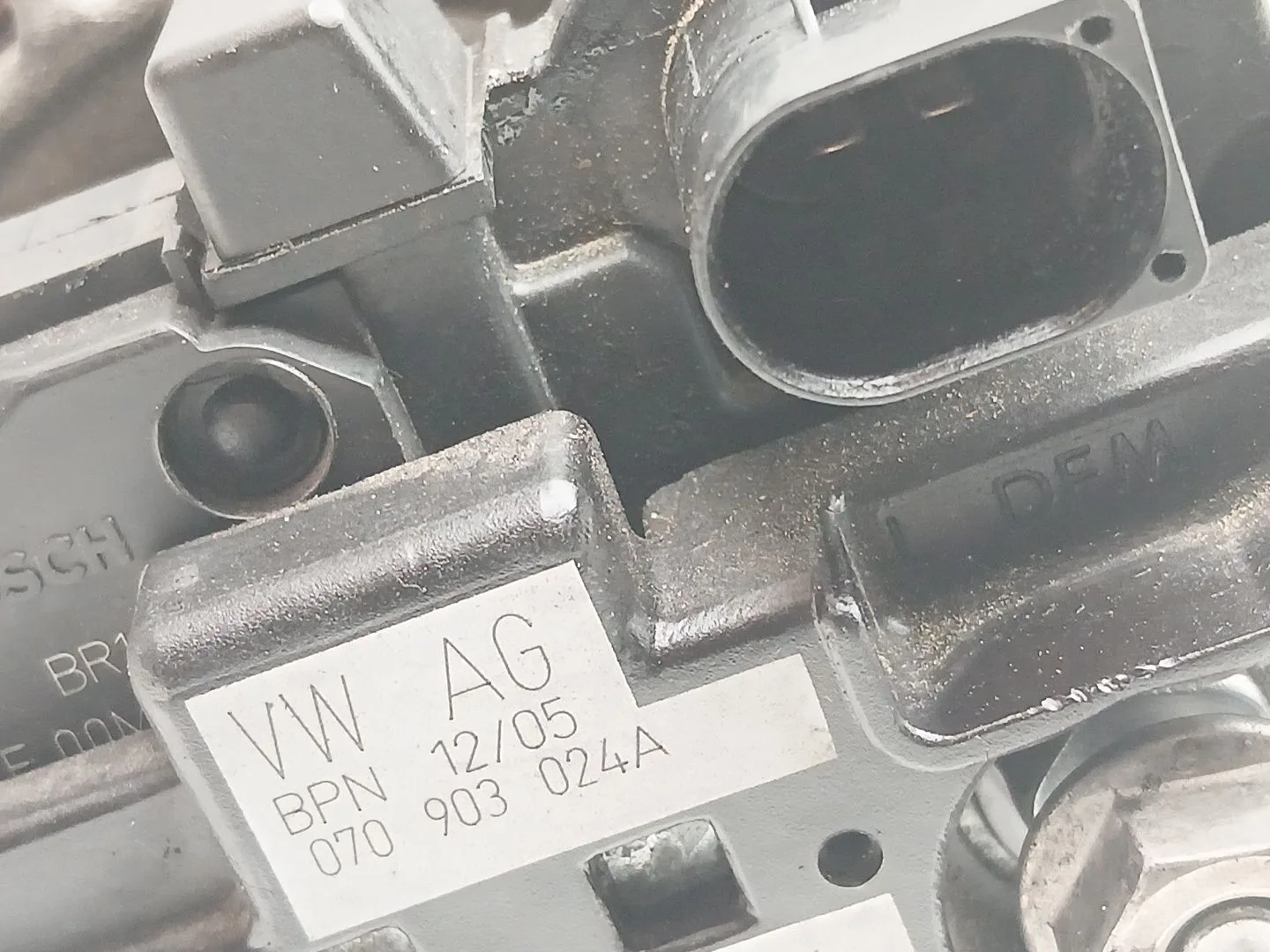 Alternador para Volkswagen Touareg (7La, 7L6, 7L7)