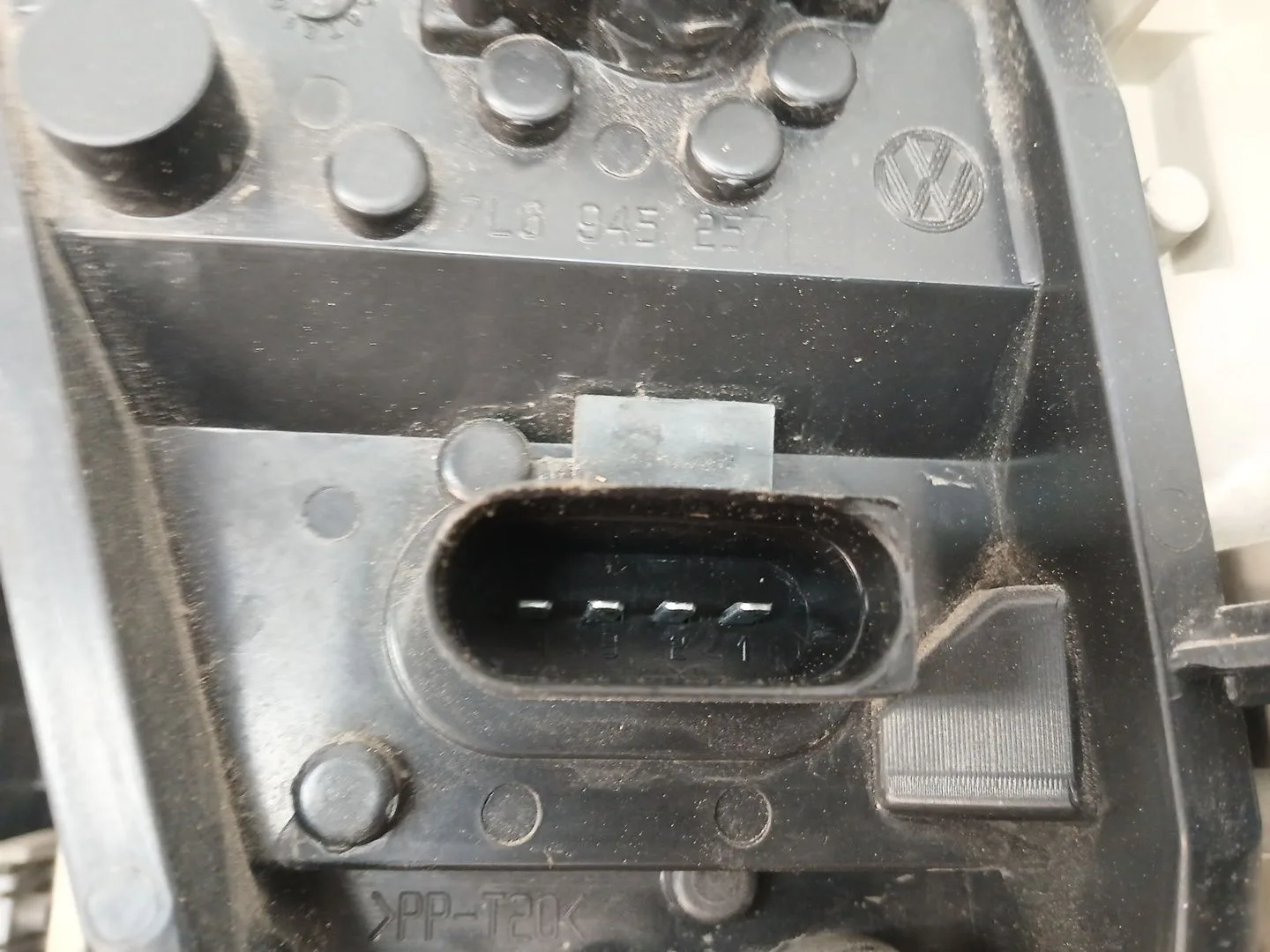 Piloto Trasero Izquierdo para Volkswagen Touareg (7La, 7L6, 7L7)