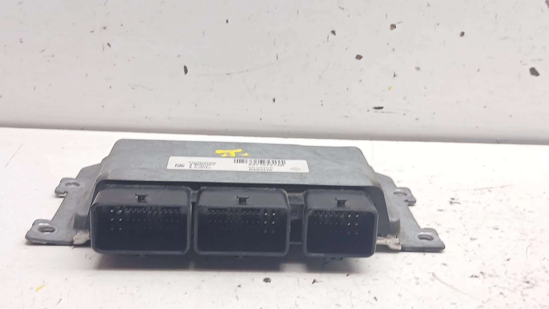 Centralita Motor Uce para Dacia Logan Ii