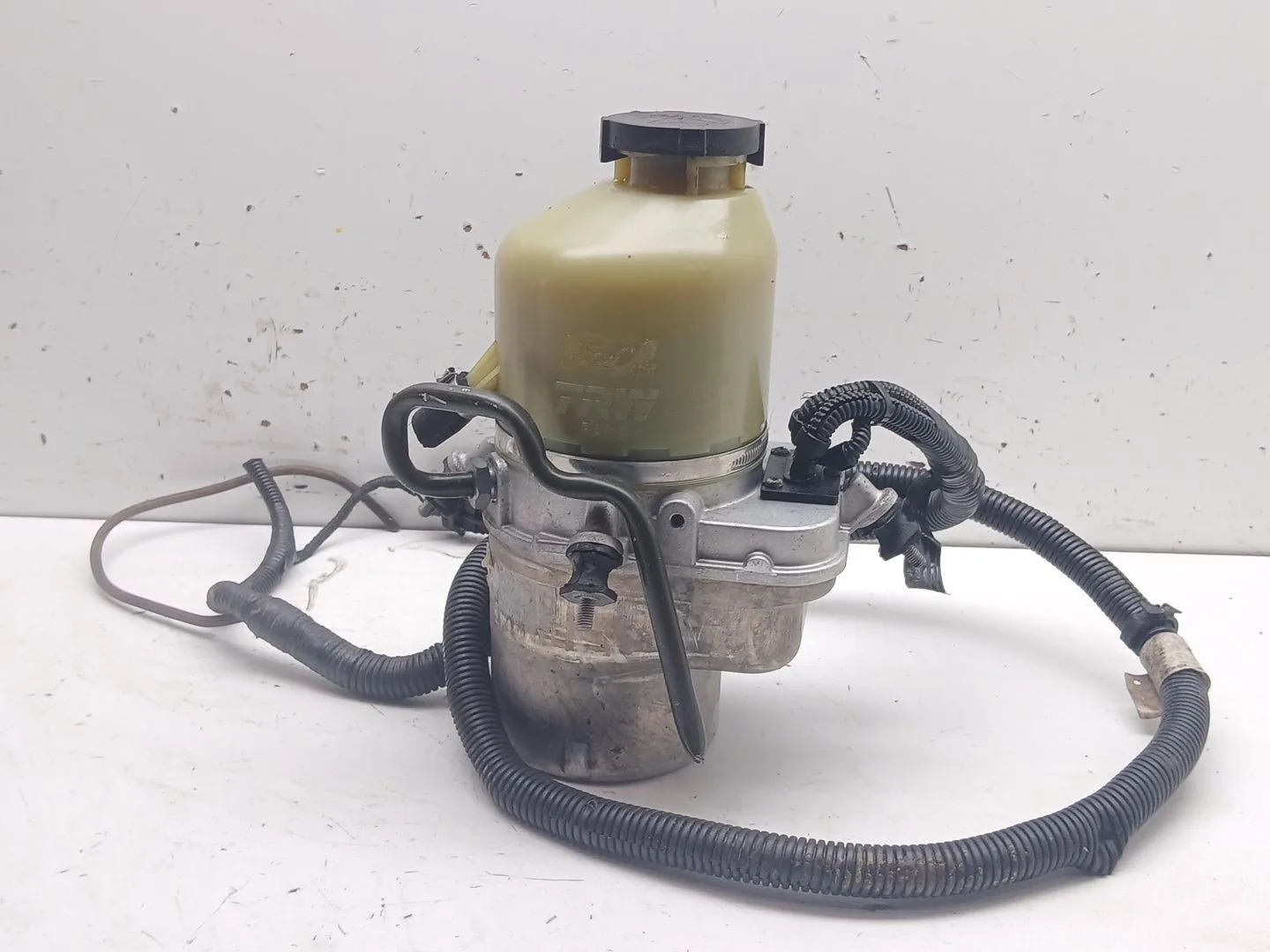 Bomba Direccion para Opel Astra H (A04)