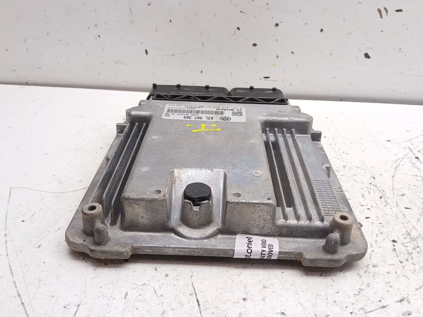 Centralita Motor Uce para Volkswagen Passat B6 (3C2)