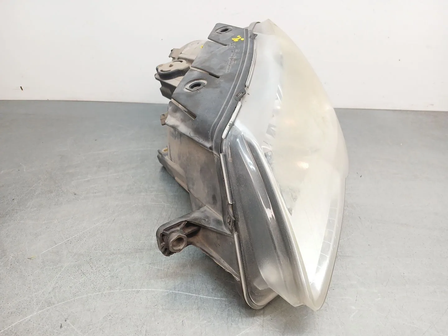 Faro Izquierdo para Volkswagen Passat B6 (3C2)