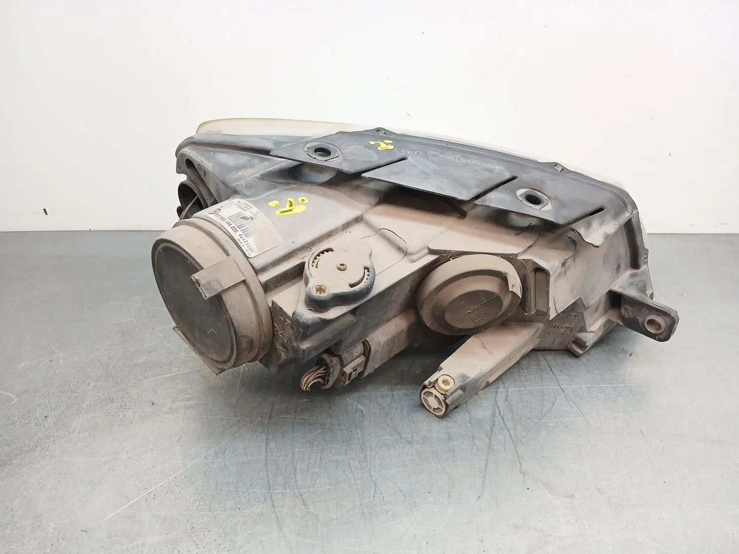 Faro Izquierdo para Volkswagen Passat B6 (3C2)