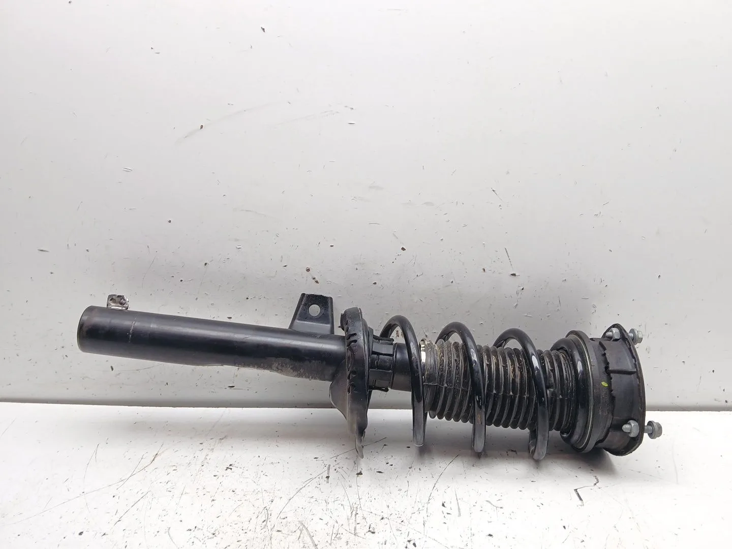 Amortiguador Delantero Izquierdo para Seat Leon Sportstourer 1.5Tsi