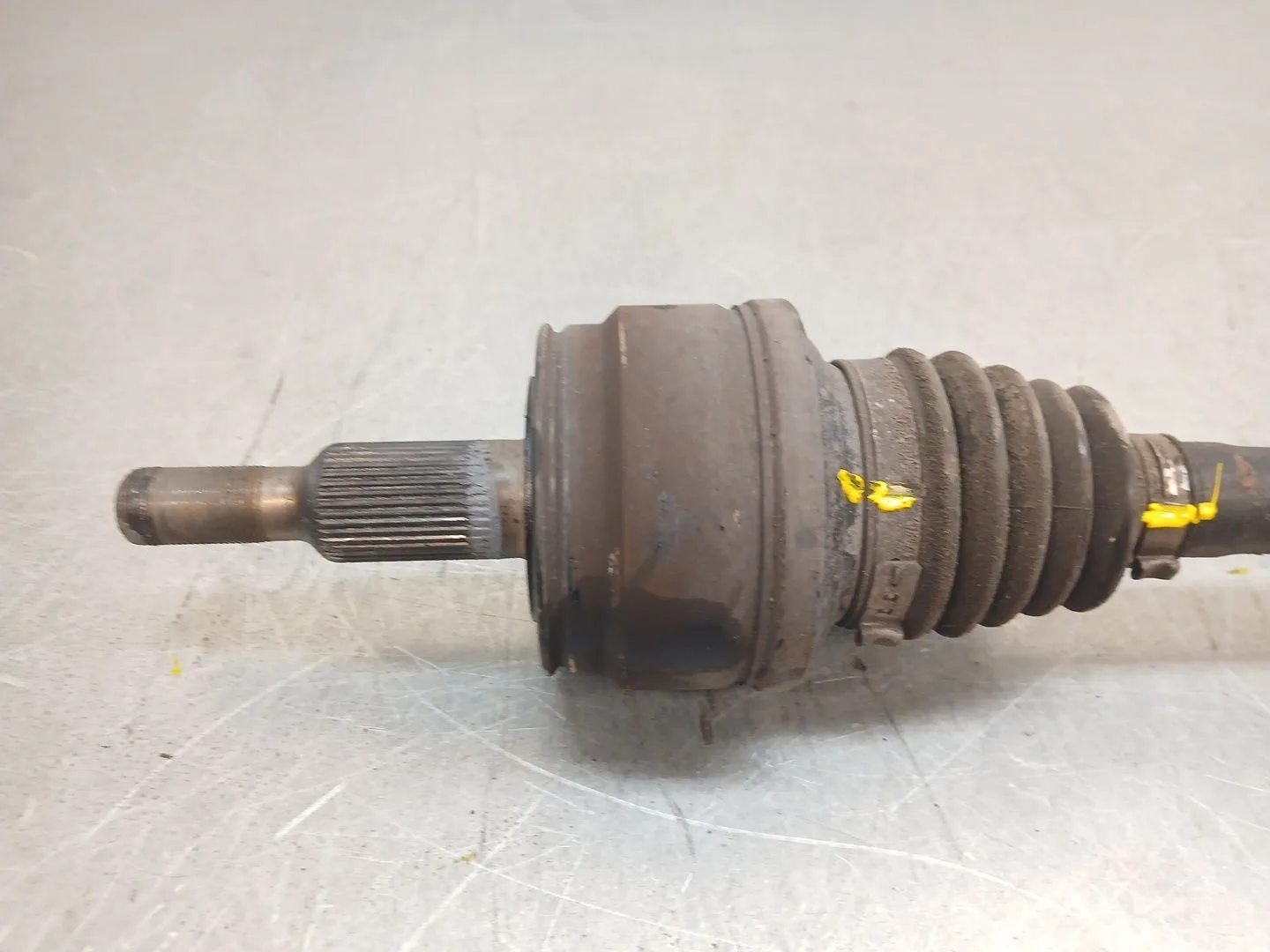 Transmision Trasera Izquierda para Volkswagen Touareg (7La, 7L6, 7L7)