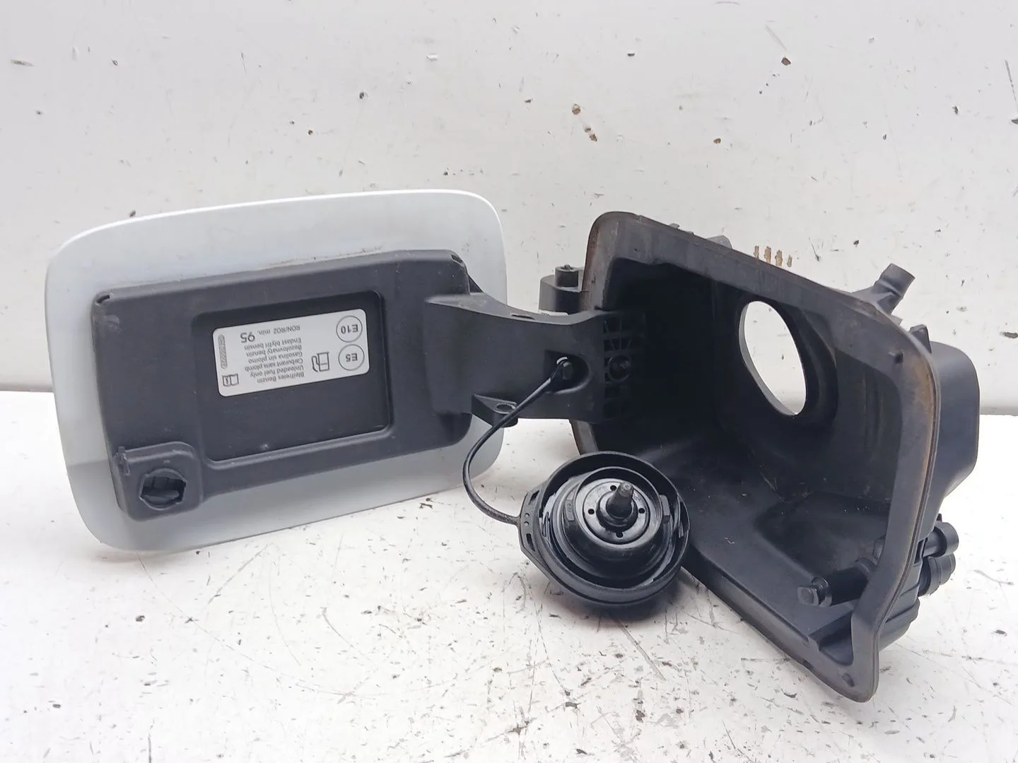 Tapa Exterior Combustible para Seat Arona (Kj7, Kjp)