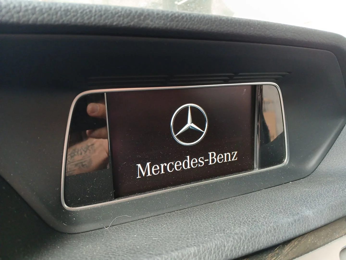Pantalla Multifuncion para Mercedes-Benz Clase E T-Model (S212)