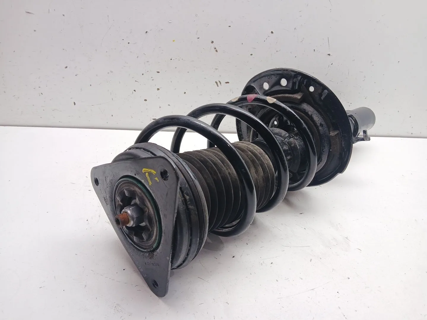 Amortiguador Delantero Derecho para Renault Megane Iv Hatchback (B9A/M/N_)