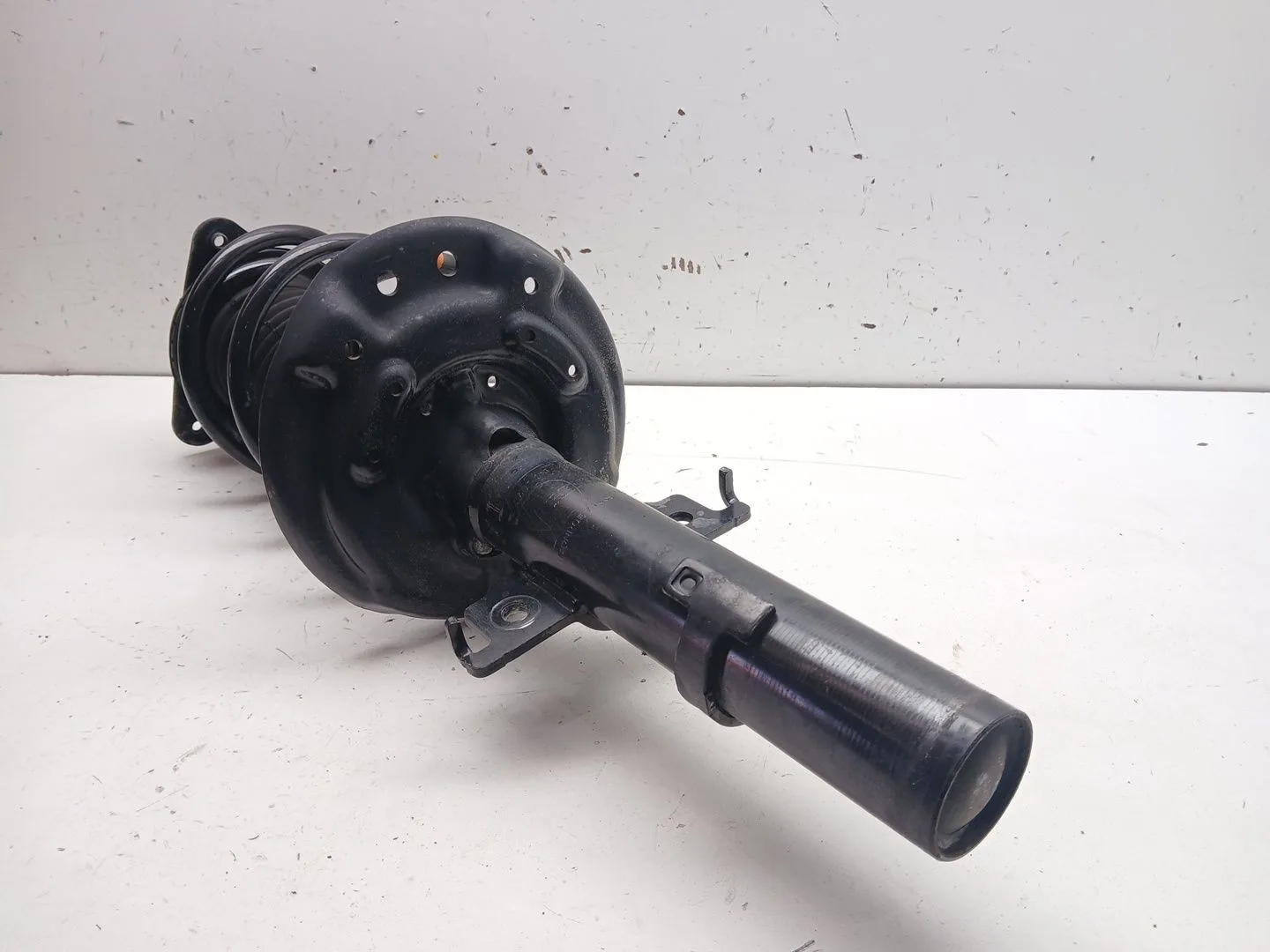 Amortiguador Delantero Izquierdo para Renault Megane Iv Hatchback (B9A/M/N_)
