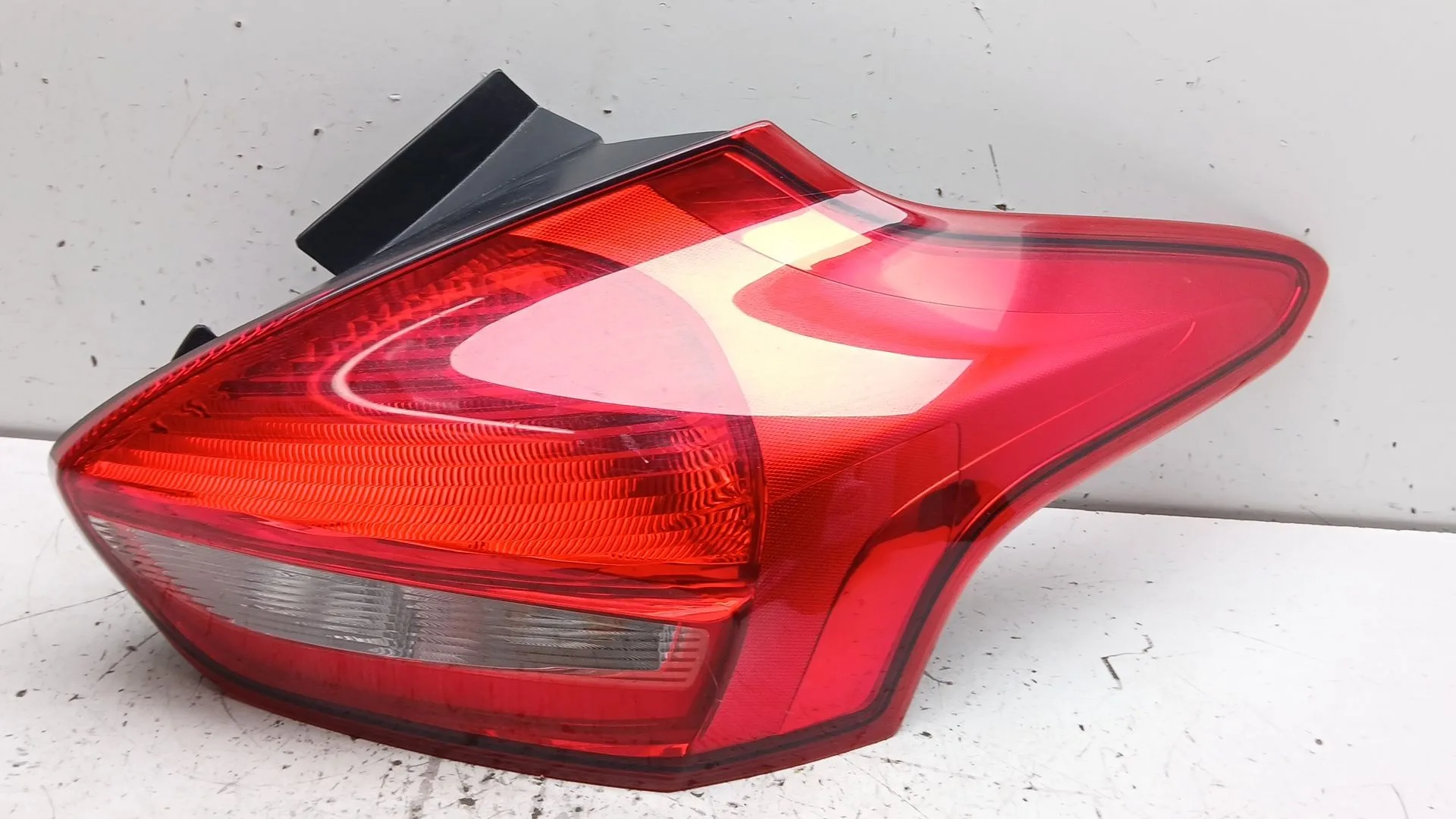 Piloto Trasero Derecho para Ford Focus Iii