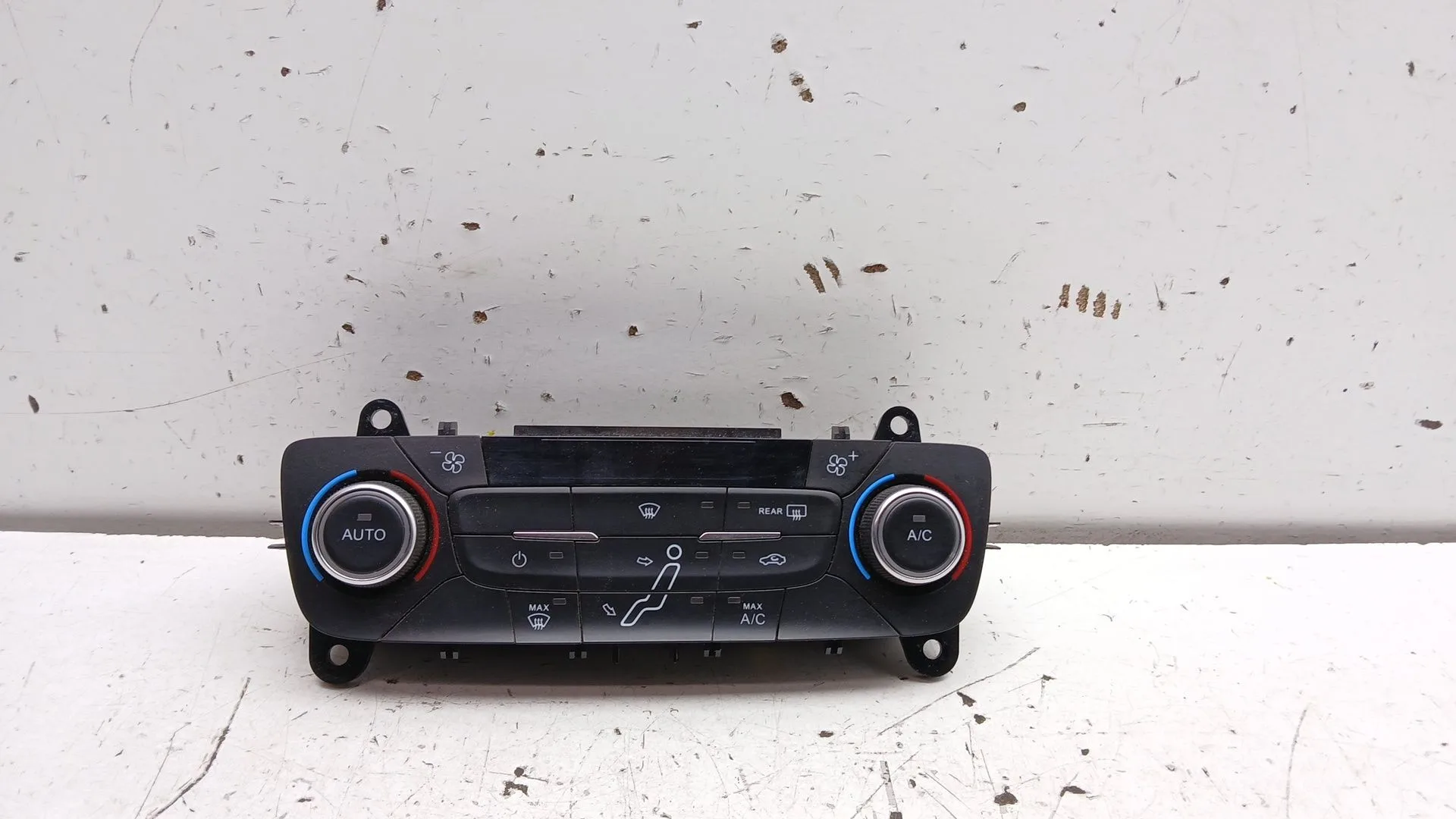 Mando Climatizador para Ford Focus Iii