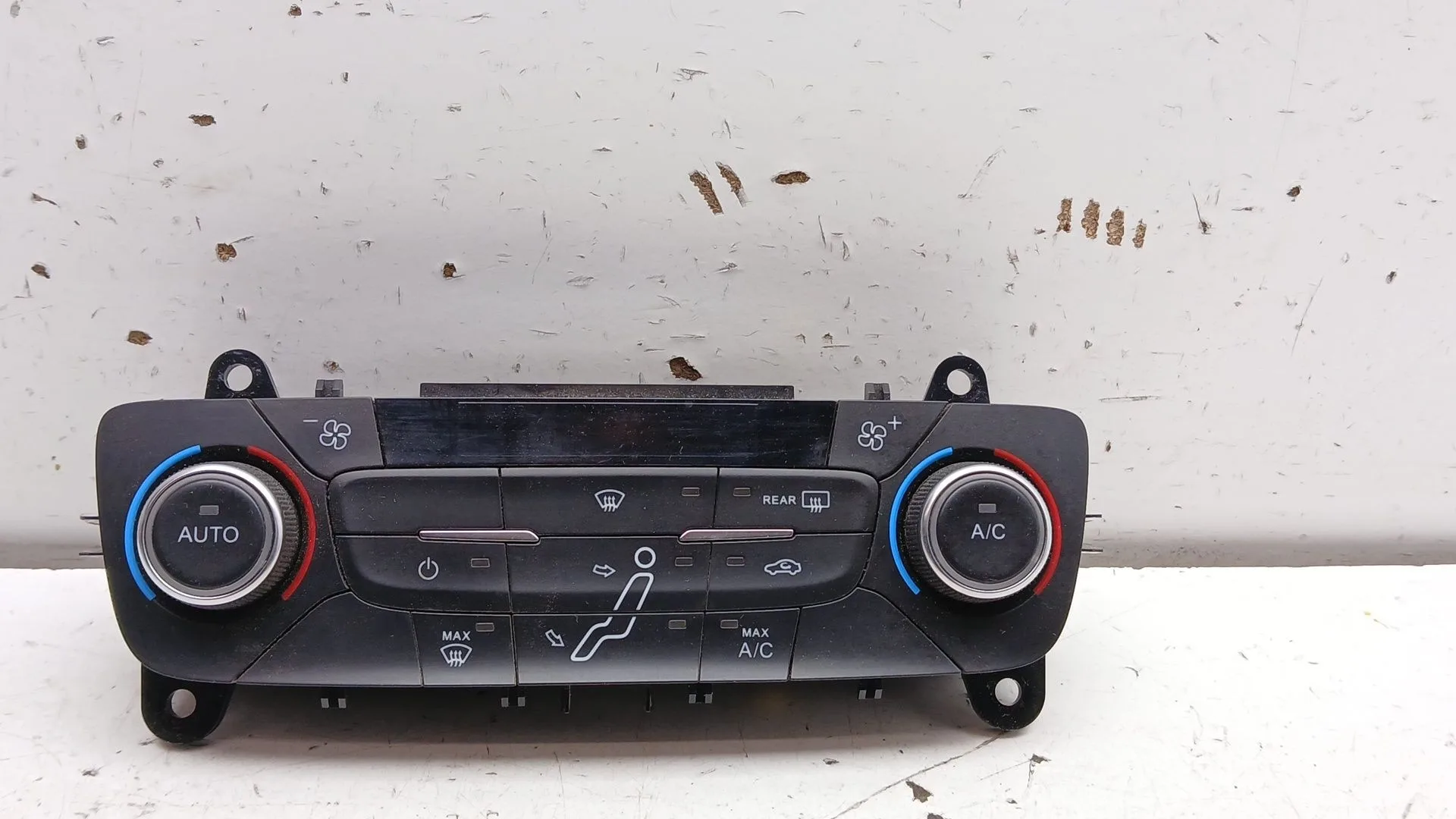 Mando Climatizador para Ford Focus Iii