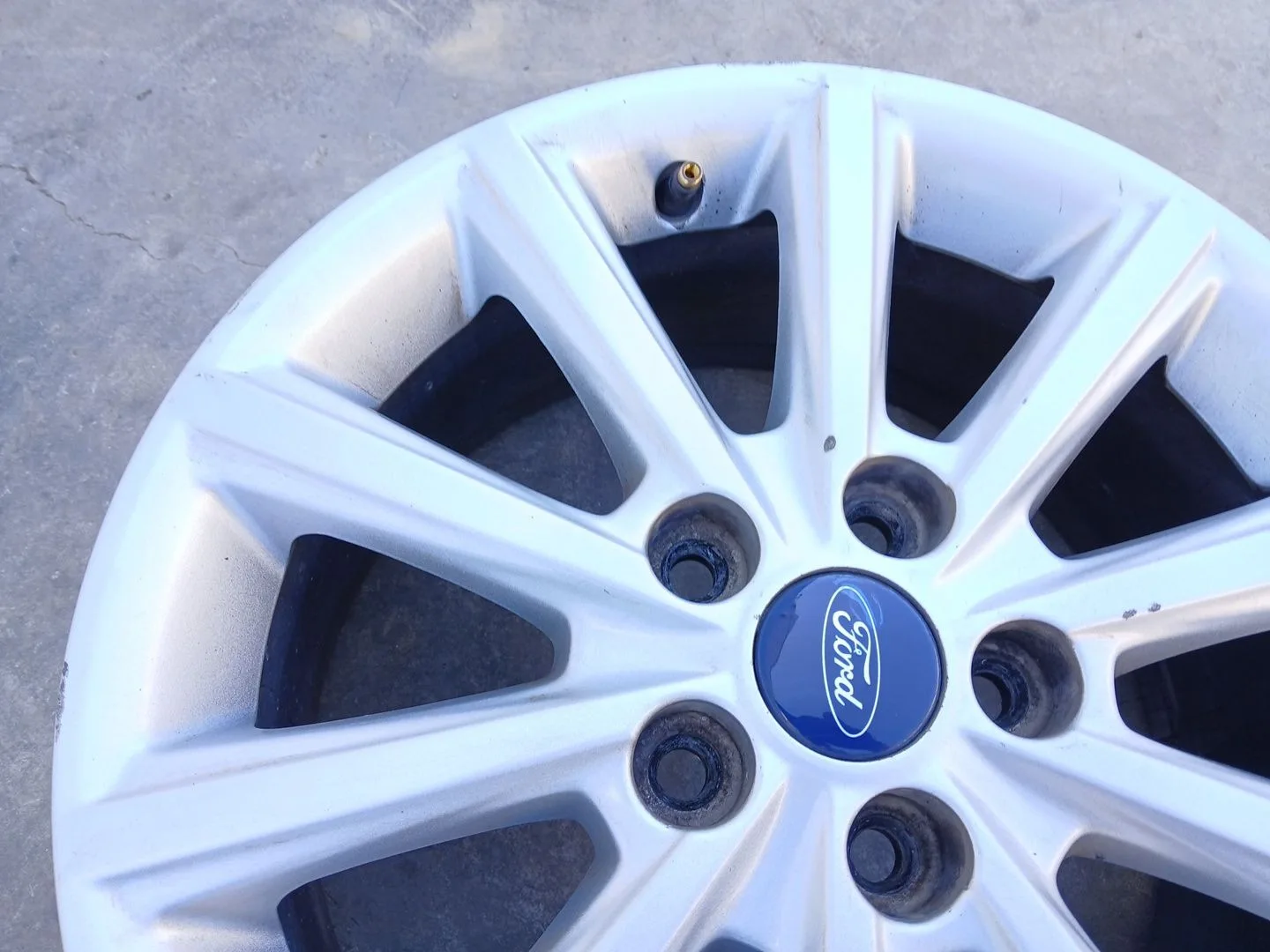 Llanta para Ford Focus Iii