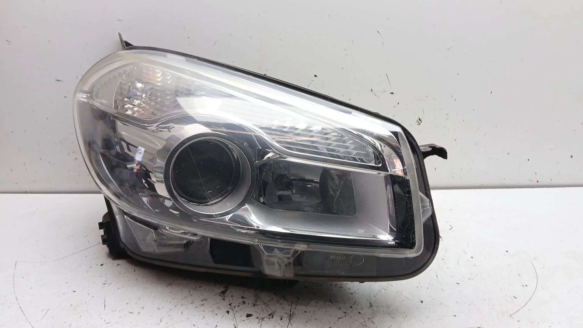 Faro Derecho para Nissan Qashqai I (J10, Nj10)