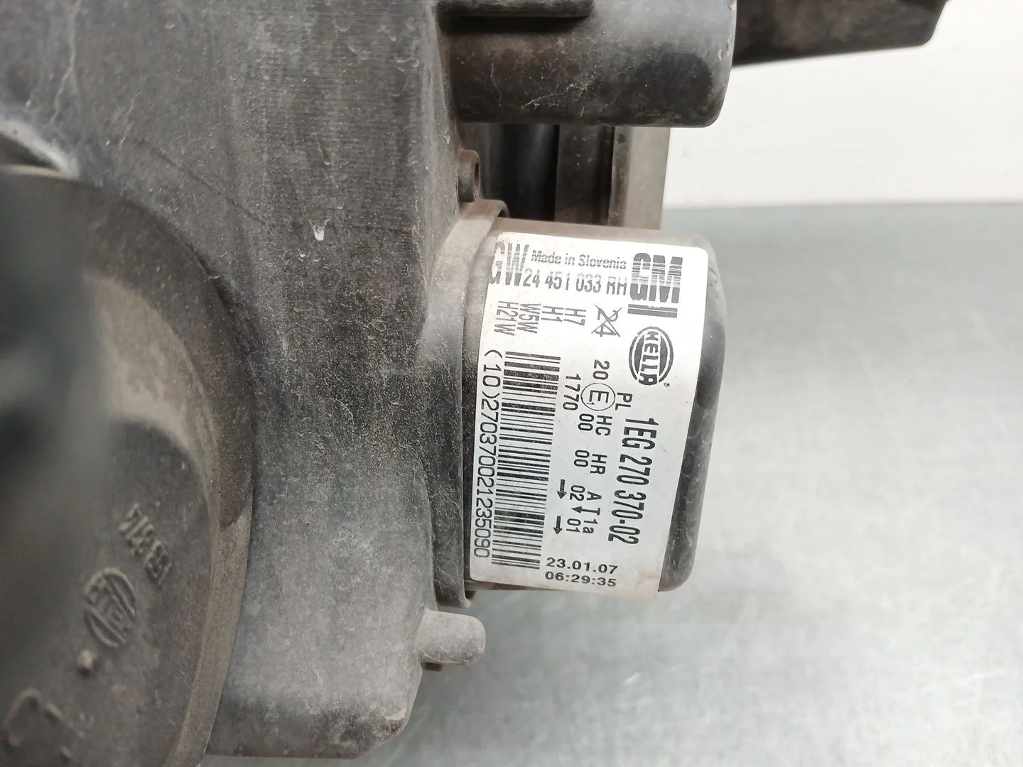 Faro Derecho para Opel Astra H Gtc (A04)
