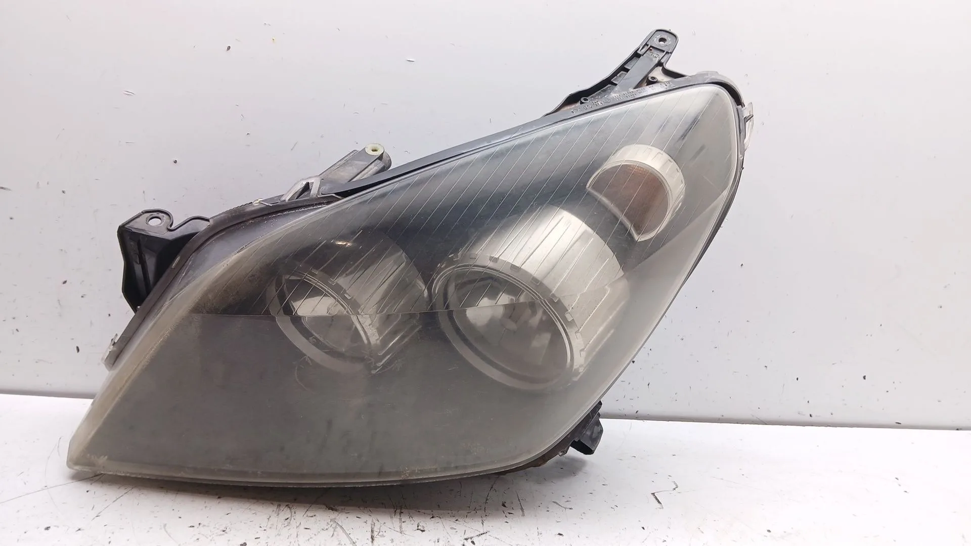 Faro Izquierdo para Opel Astra H Gtc (A04)