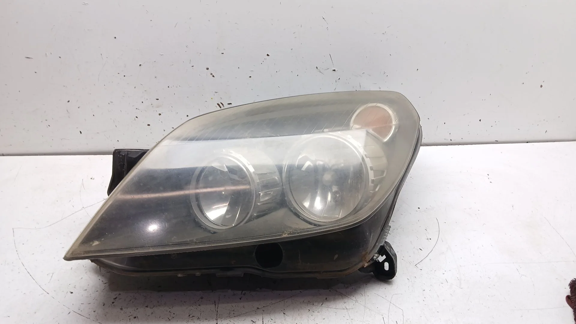 Faro Izquierdo para Opel Astra H Gtc (A04)