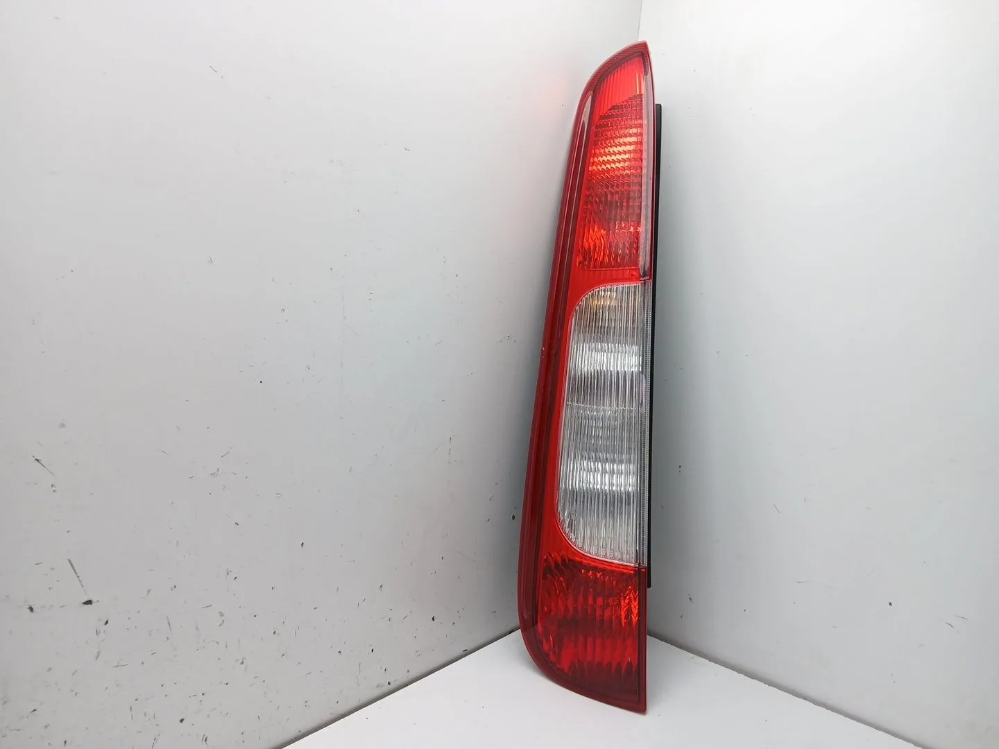 Piloto Trasero Izquierdo para Ford Focus C-Max (Dm2)