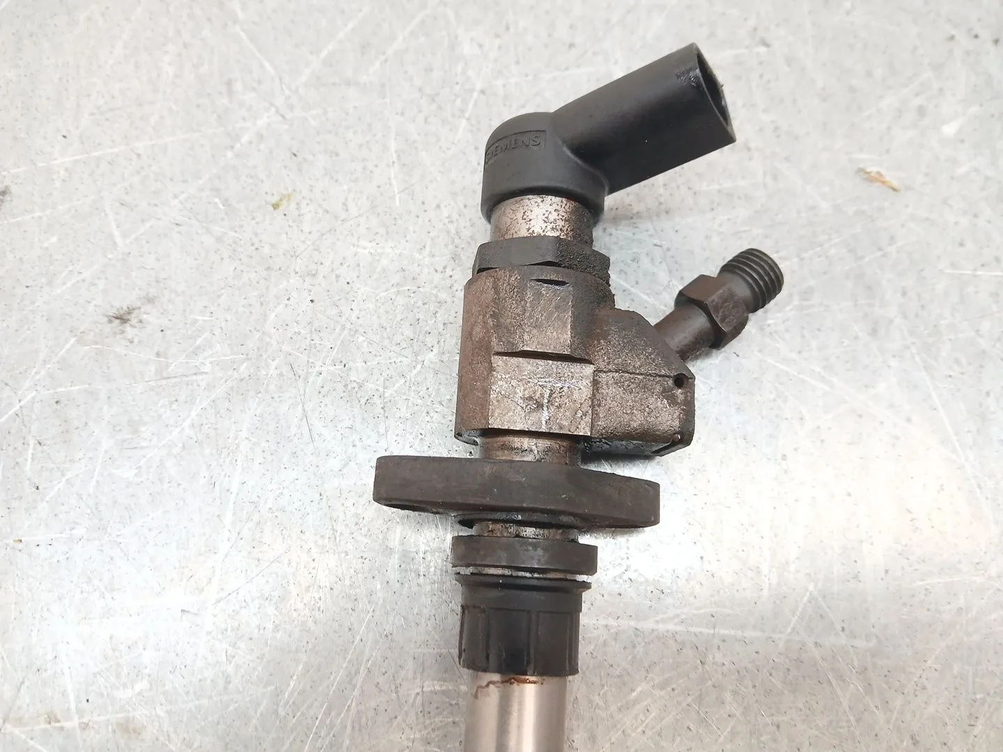 Inyector para Ford Focus C-Max (Dm2)