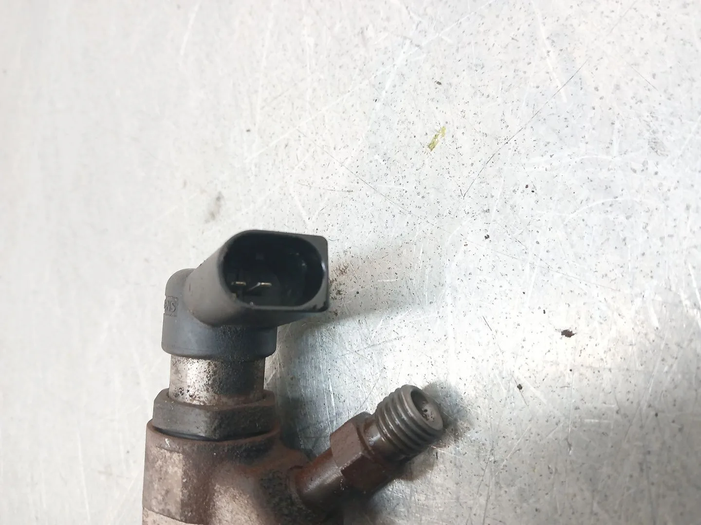 Inyector para Ford Focus C-Max (Dm2)
