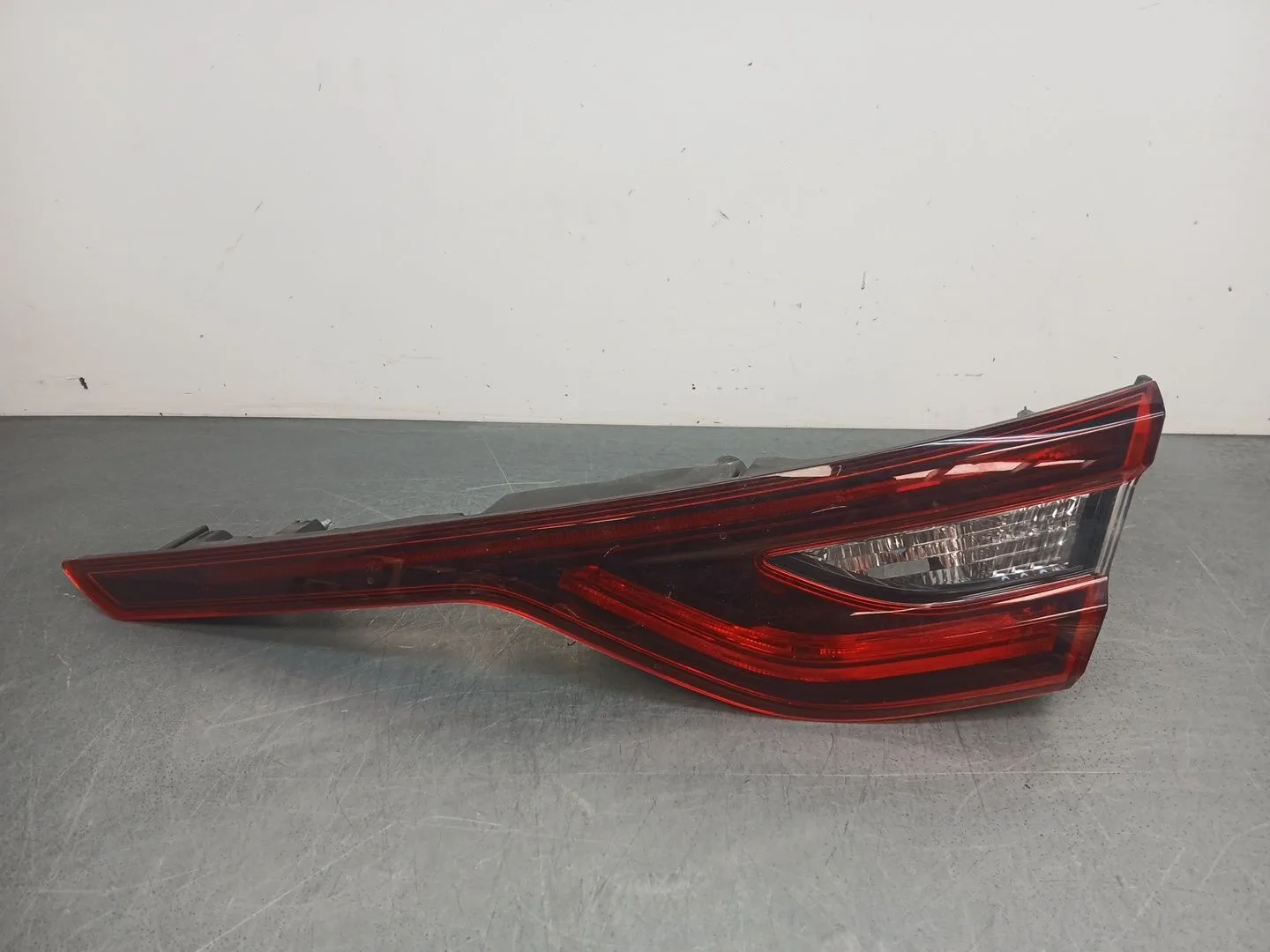 Piloto Trasero Derecho Interior para Renault Talisman (Lp_)