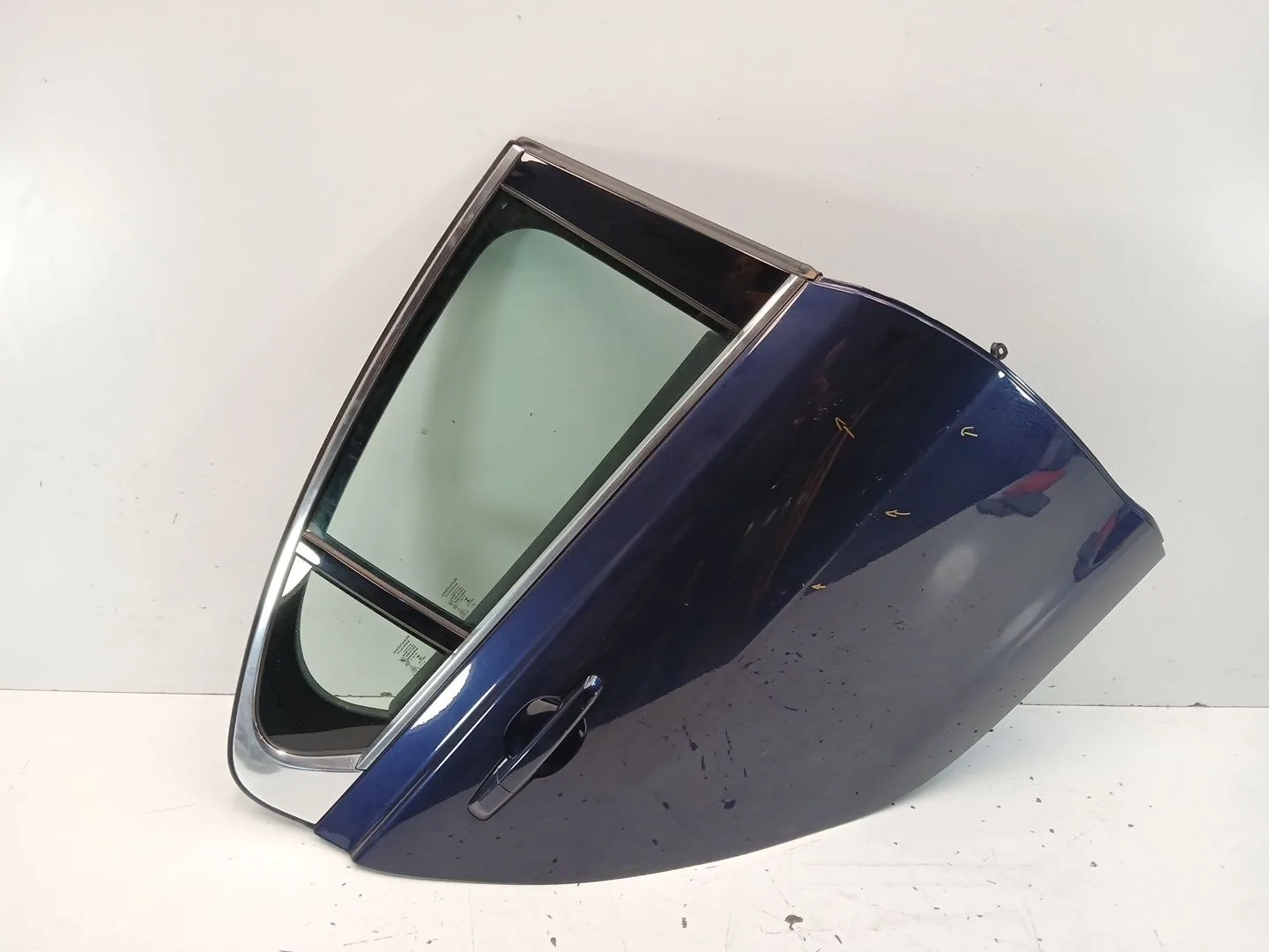 Puerta Trasera Derecha para Jaguar Xe (X760)