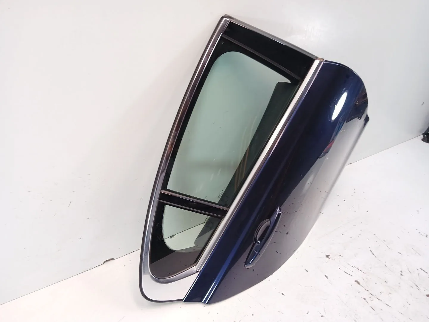 Puerta Trasera Derecha para Jaguar Xe (X760)